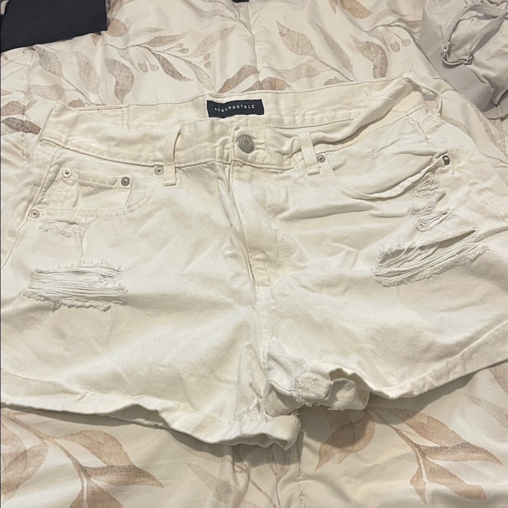 Aeropostale Women's White Distressed Jean Shorts